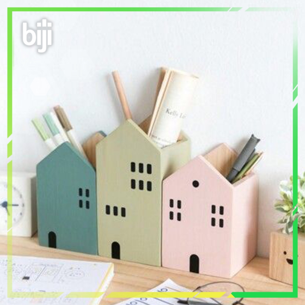 

[BIJI] Tempat Alat Tulis Lucu Model Rumah Warna Pastel – Organizer Meja Cute & Rapi