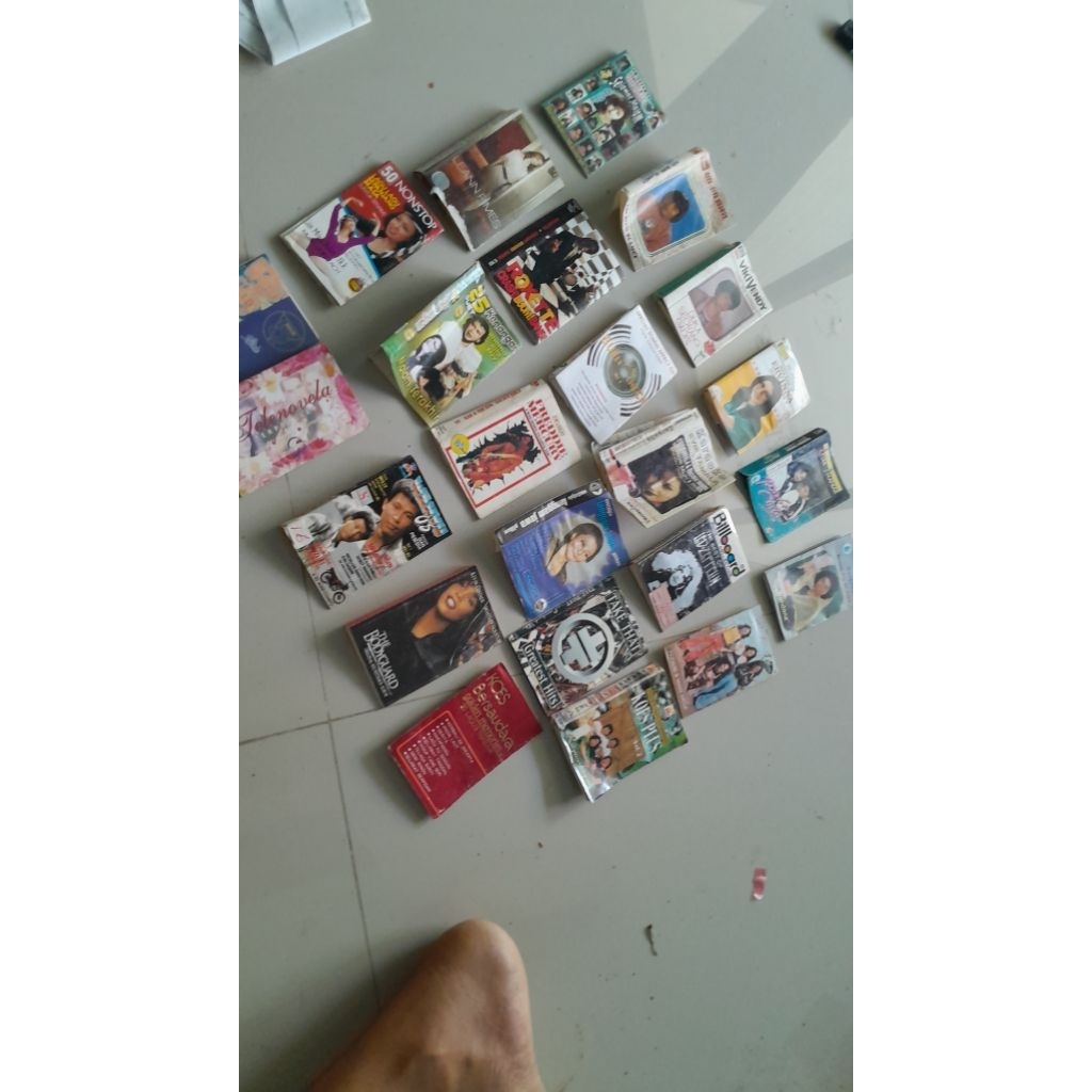 kertas sampul cover kaset pita indo / luar jadul bekas original