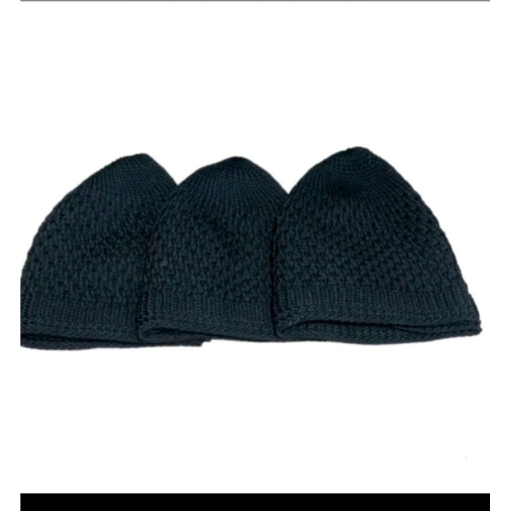 peci rajut dewasa  hitam