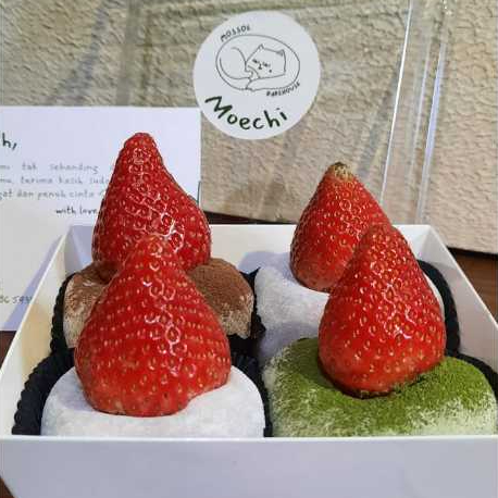 

Moechi Ichigo (Box isi 4 pcs) - Instant Kurir Only