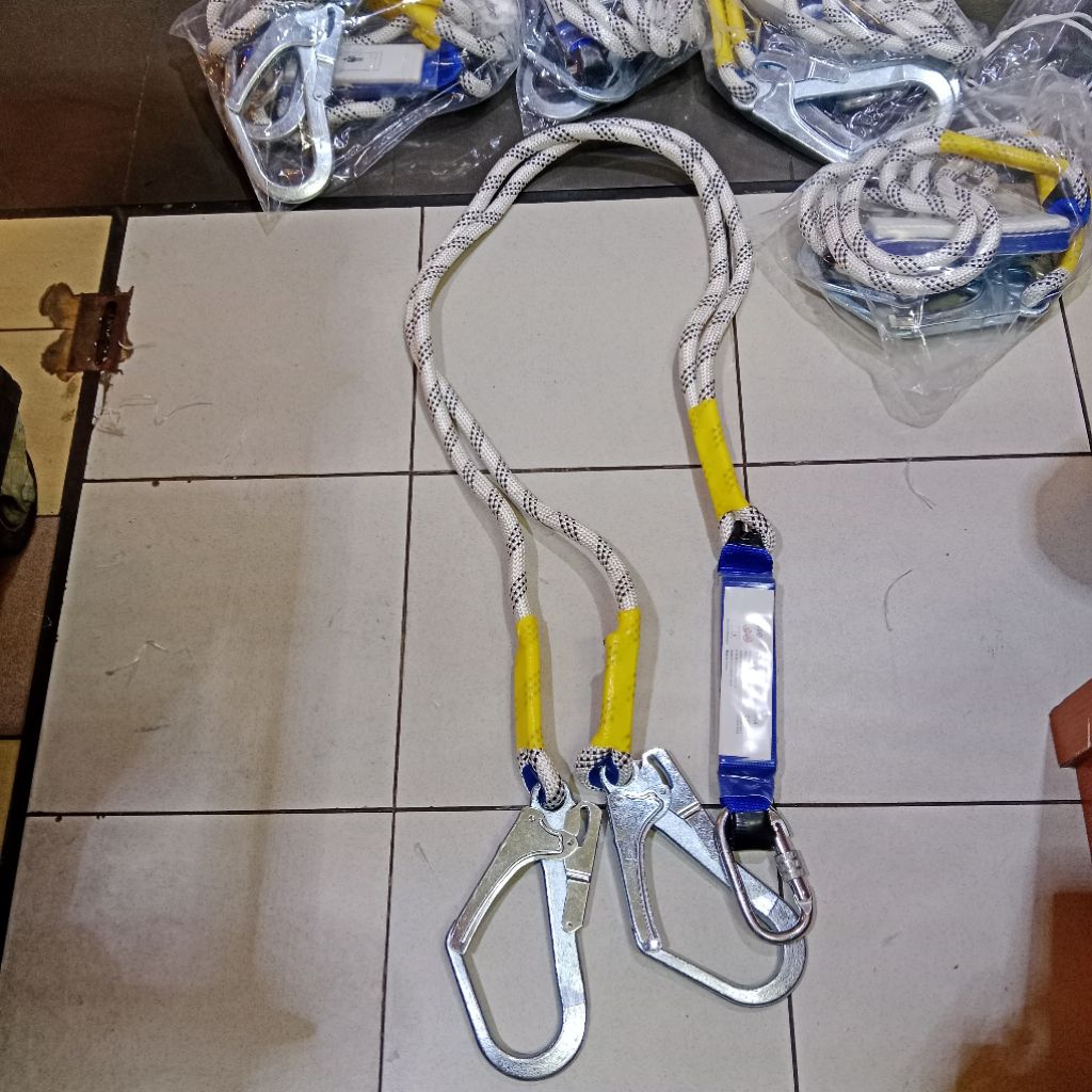 

Lanyard ISG absorber double hook