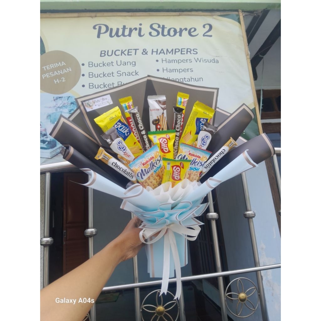 

bucket snack/bucket wisuda/gift ulang tahun/bucket murah