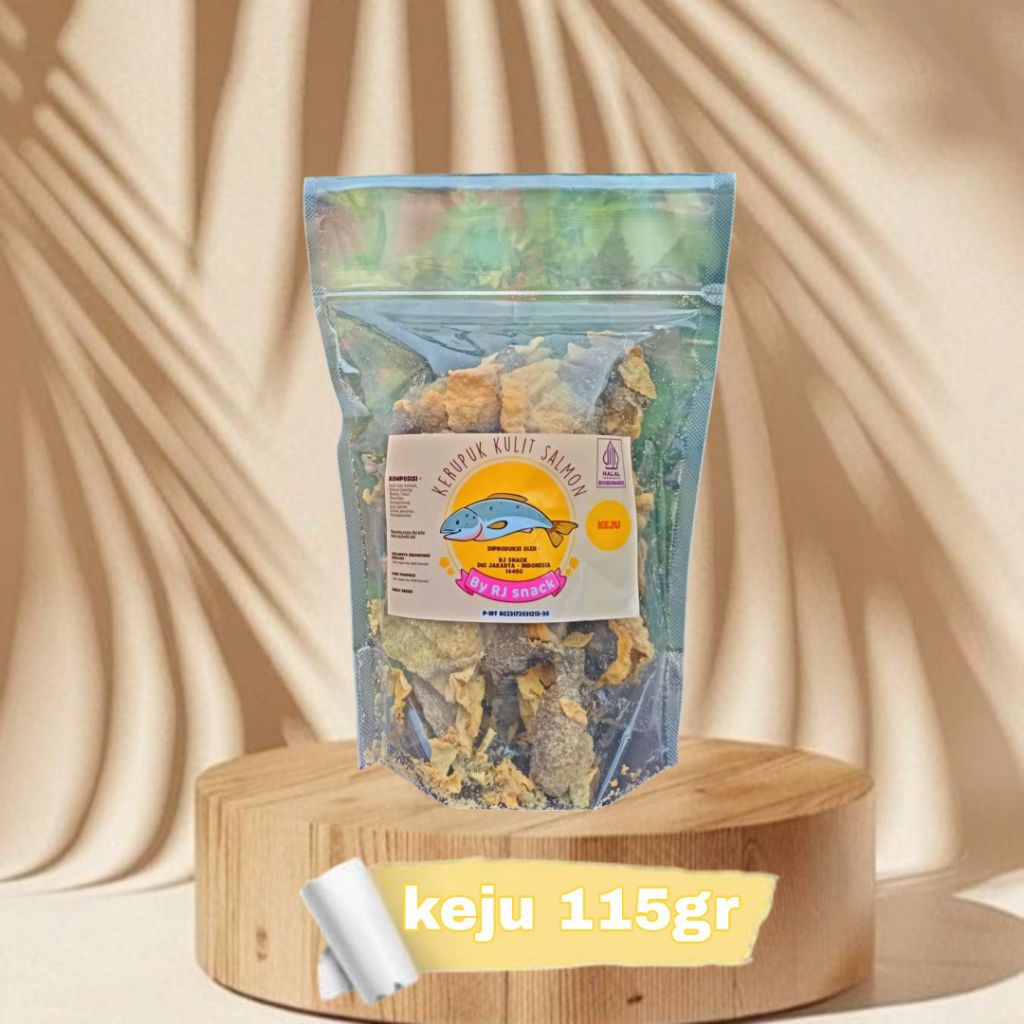 

Keripik Kulit Ikan Salmon Rasa Keju Kemasan Pouch 115gr Fish Skin Rasa Keju Cemilan Enak dan Sehat