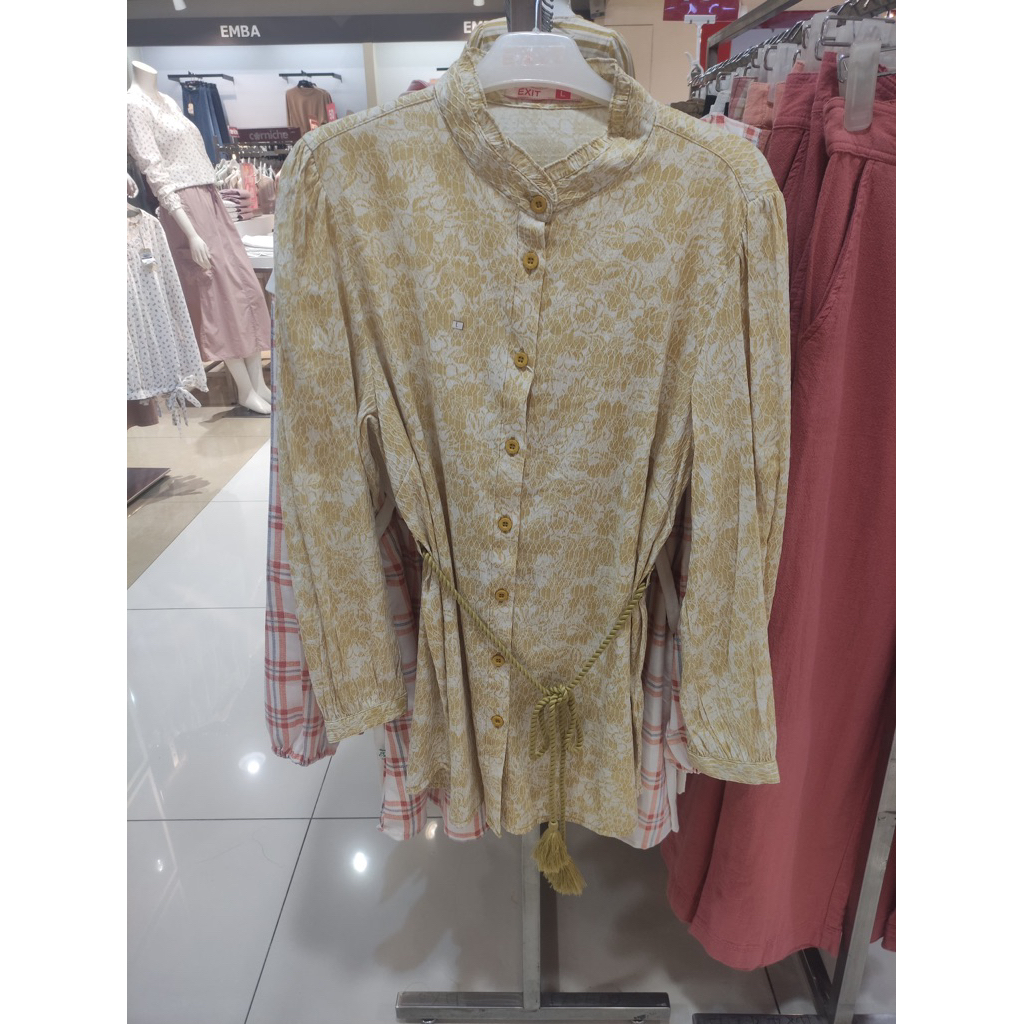 Exit Signature Puabi Blouse