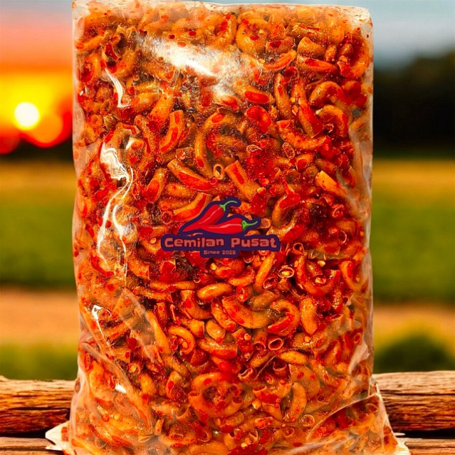 

Makaroni cikruh pedas gurih 1kg / Makaroni kriuk Cemilan Pusat