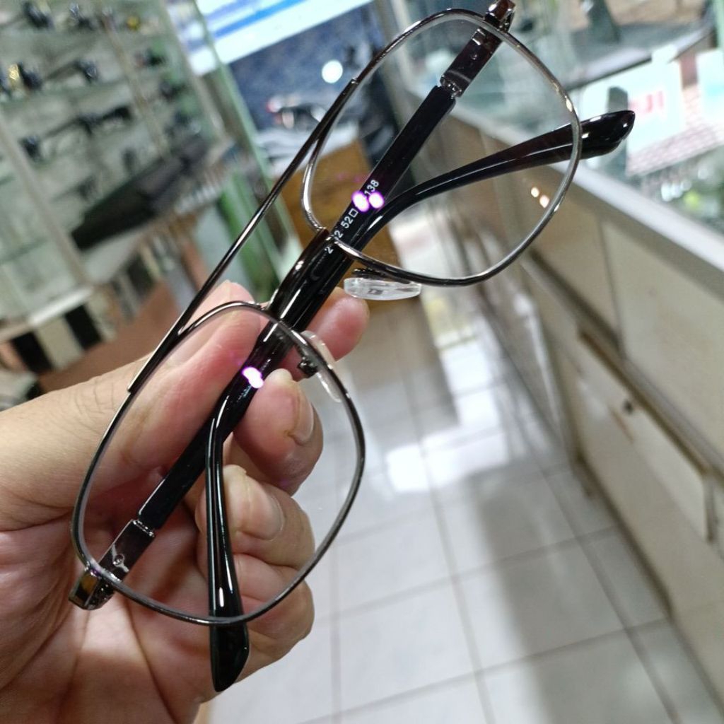 Kacamata Photocromic Standar Optik