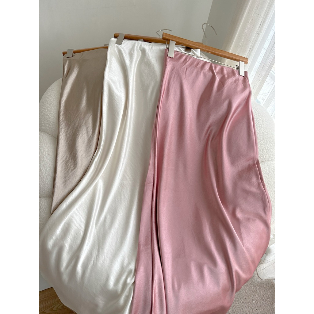 BYFIA Rok Slimfit / Rok Polos Wanita Terbaru / Rok Kondangan / Rok Silk Duyung