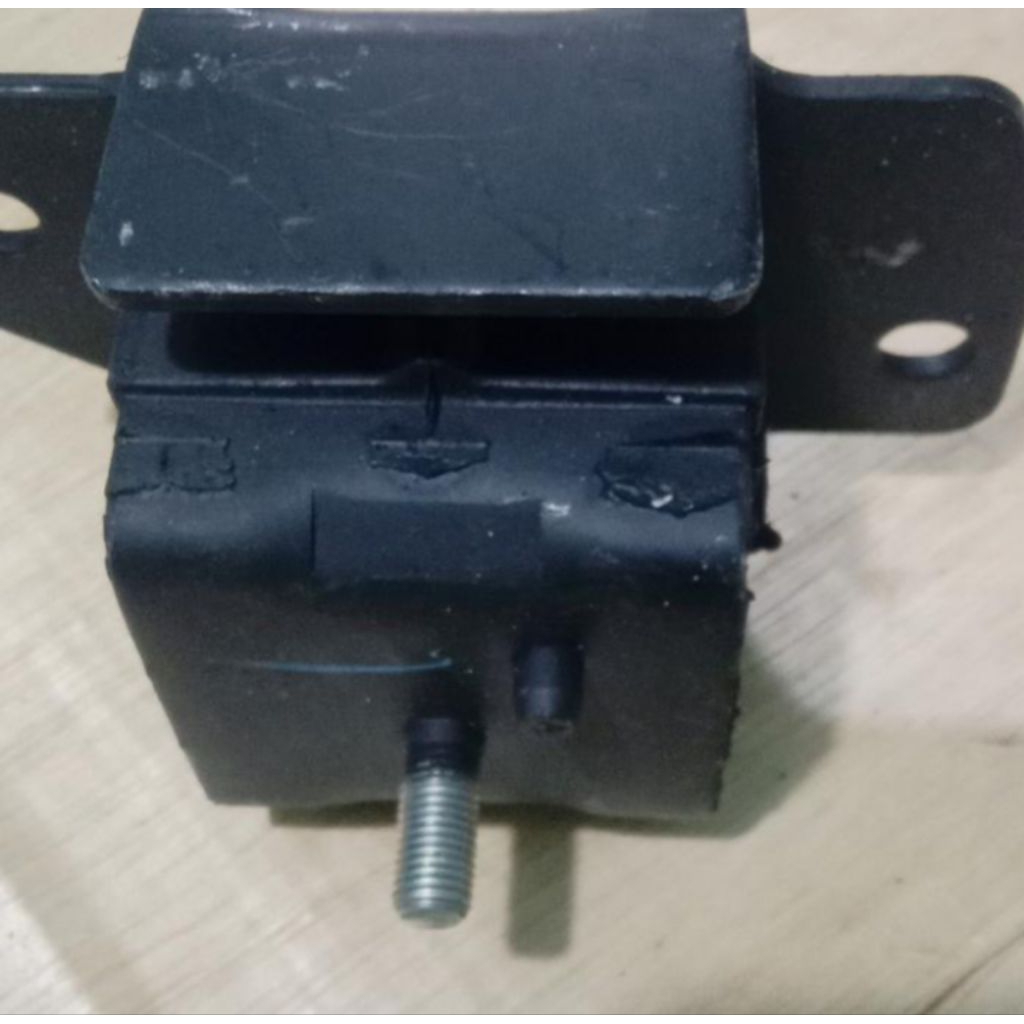 engine mounting toyota avanza 2017 original