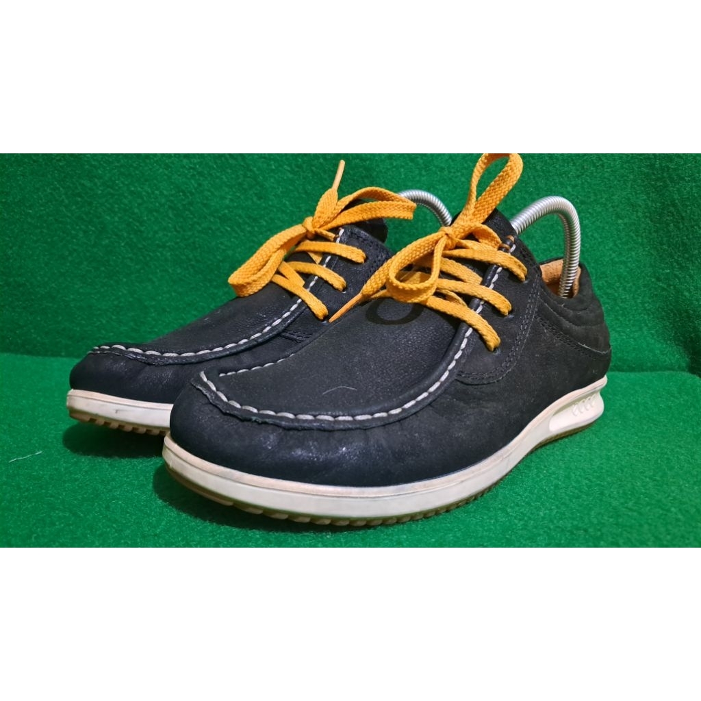 Ecco sepatu kulit wanita size 40 insole 245