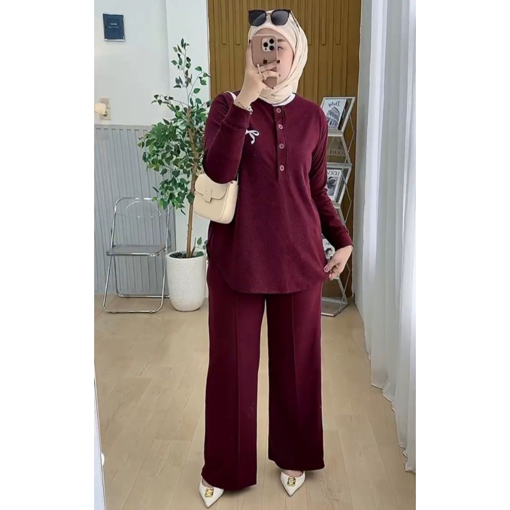 setcel wanita kaos knit rajut import busui bordir