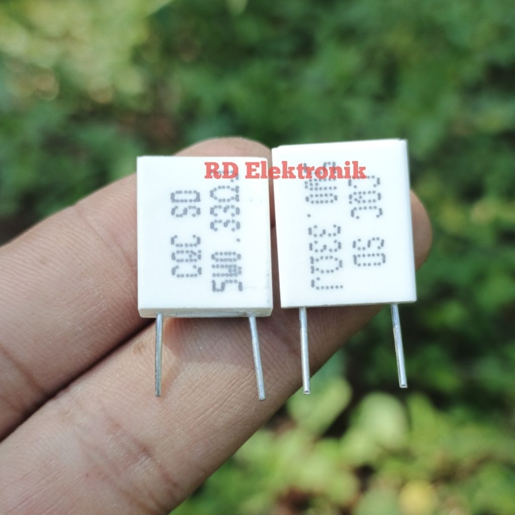R Kapur Resistor Kapur 5Wat 0.33 Ohm Gepeng