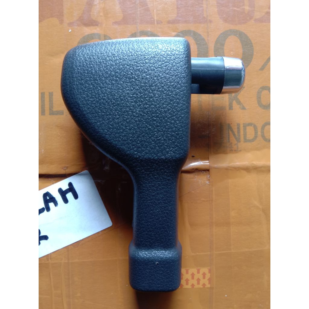 Tuas Handle rem tangan mobil SIGRA original