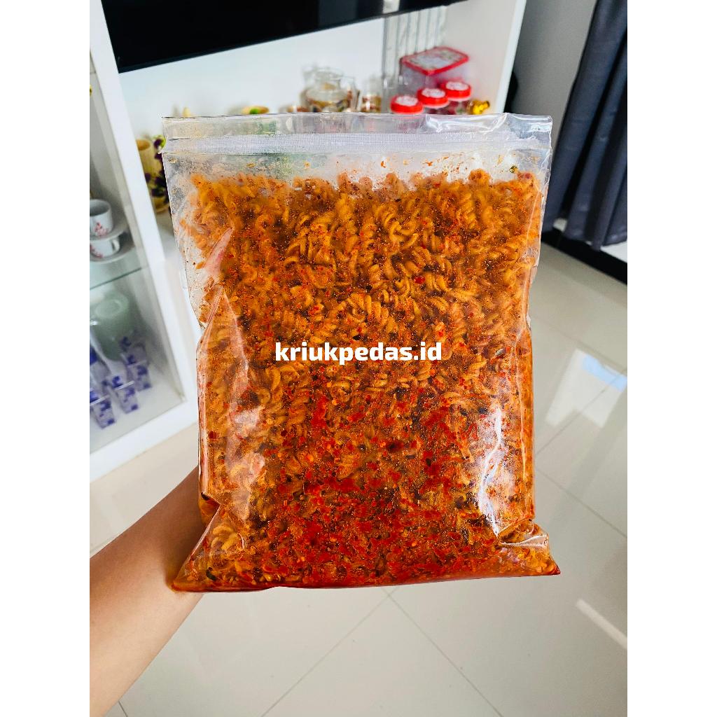

makaroni spiral /makaroni kriwil pedas daun jeruk 1kg 250gr 500gr 100gr