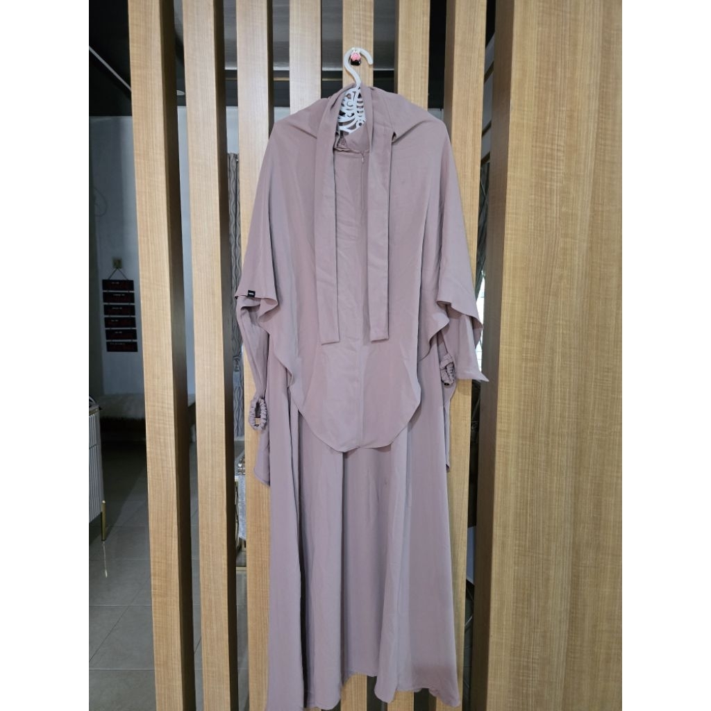 Preloved set sultana abaya hawasaliha