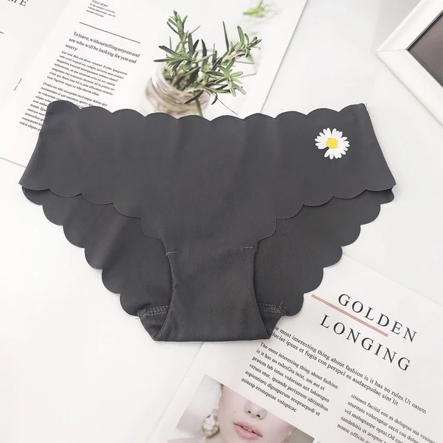 Celana Dalam Wanita Satin Motif Bunga Daisy Wanita Seamless Anti Nyeplak Underwear Push Up Gaya Kore