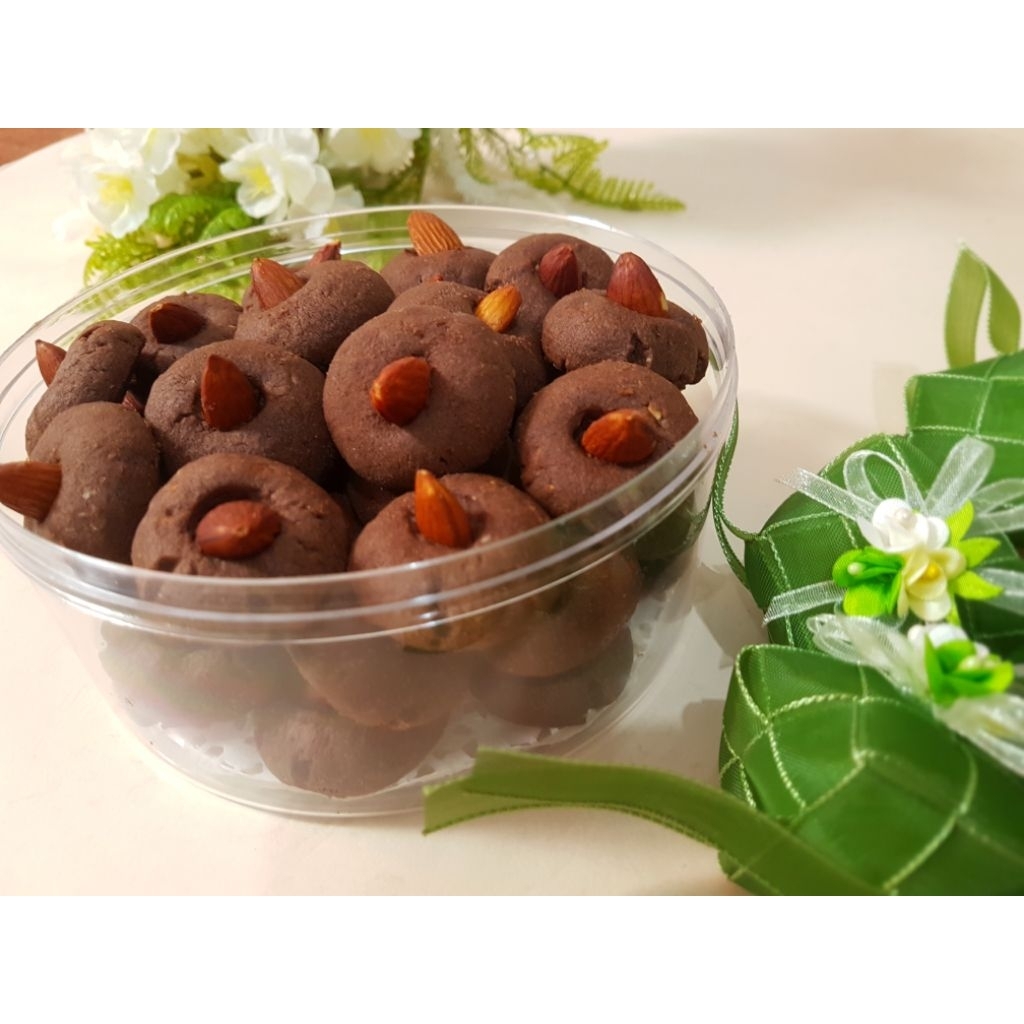 

Choco Almond Cookies