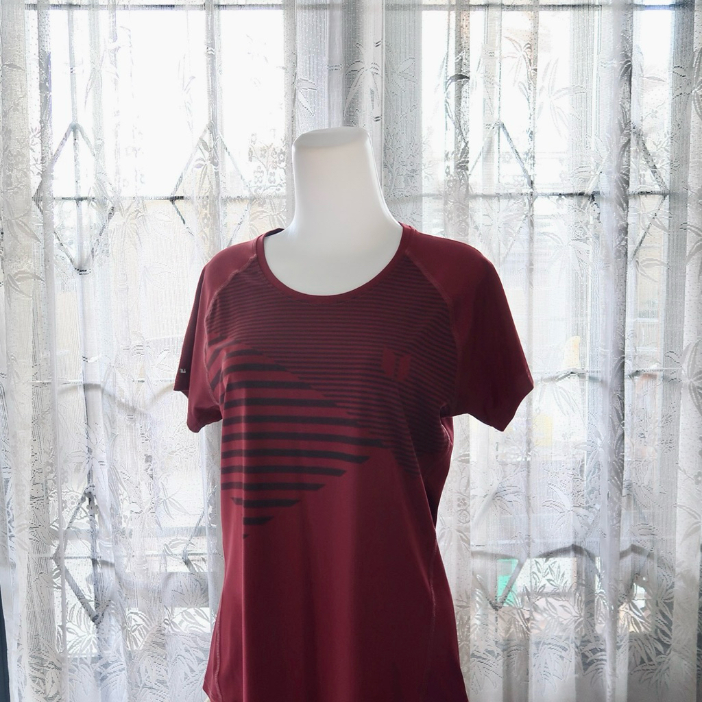 Kaos Olahraga Wanita - Enzoro (Maroon)