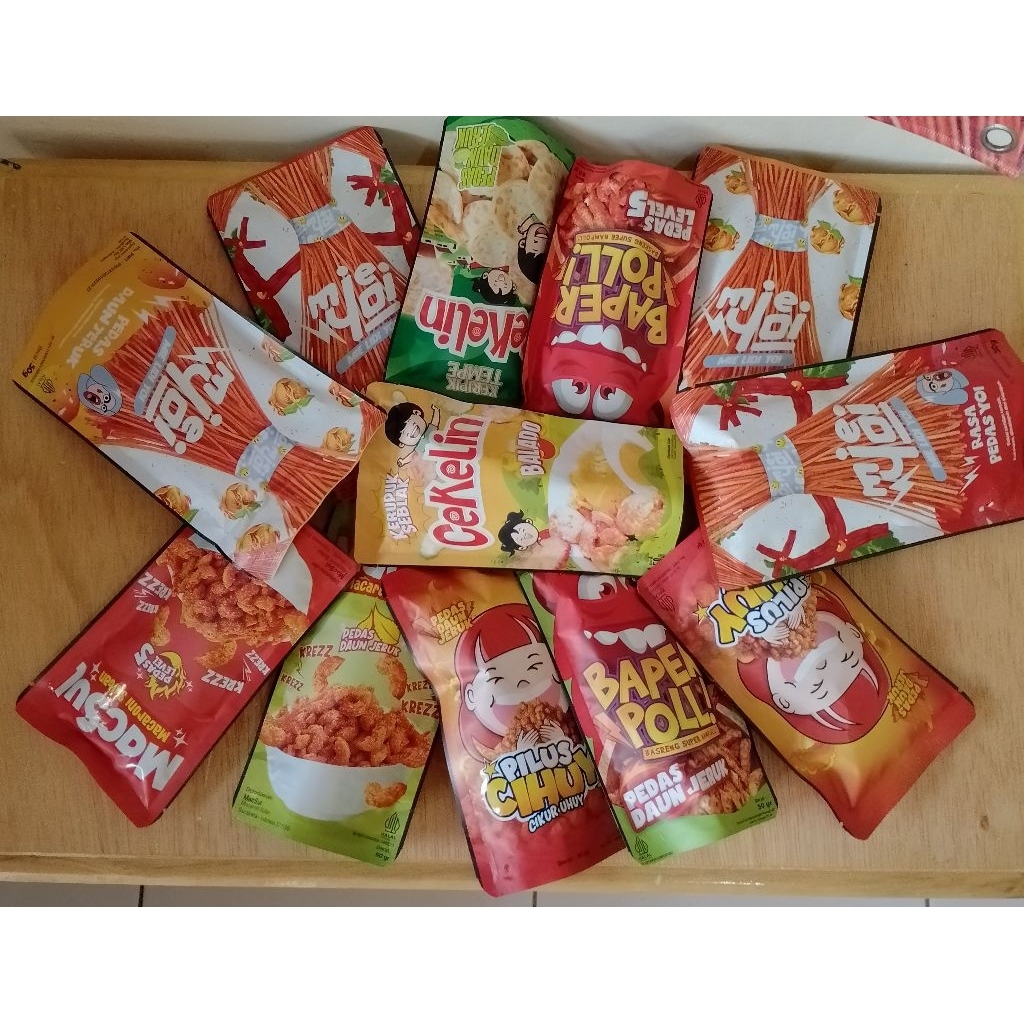 

Paket Bundling 12 pcs"CEKELIN" dgn varian rasa PEDAS..