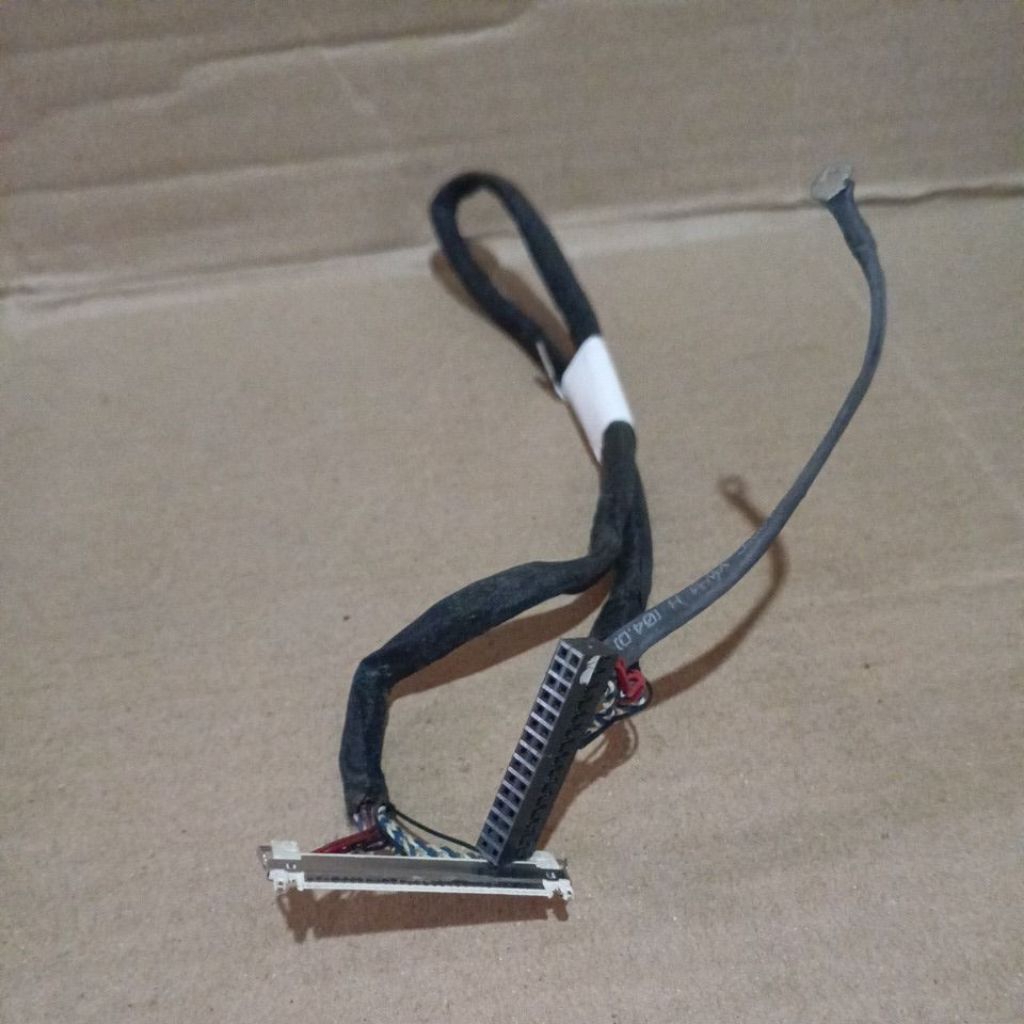 kabel Flexi LVDS T-Con Tv Polytron 32 inch model:PLD32T700