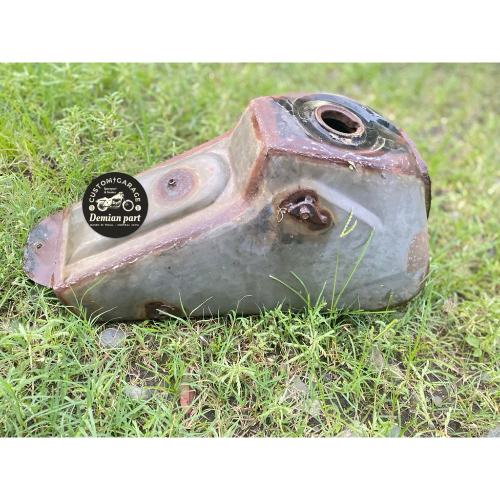 Tangki Crf Presisi Rangka Megapro Monoshock Karbu Original