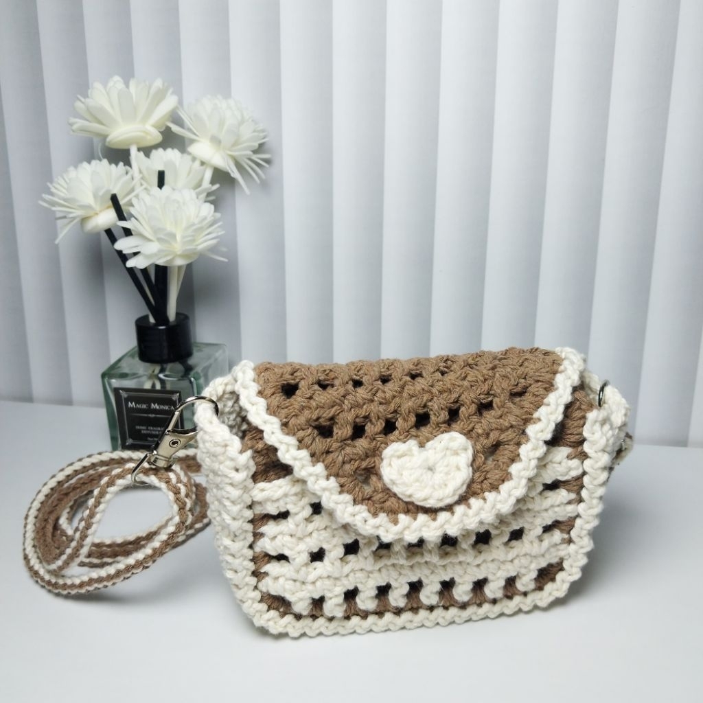 Tas Rajut Mini Slingbag | Tas Rajut Benang Katun Macrame