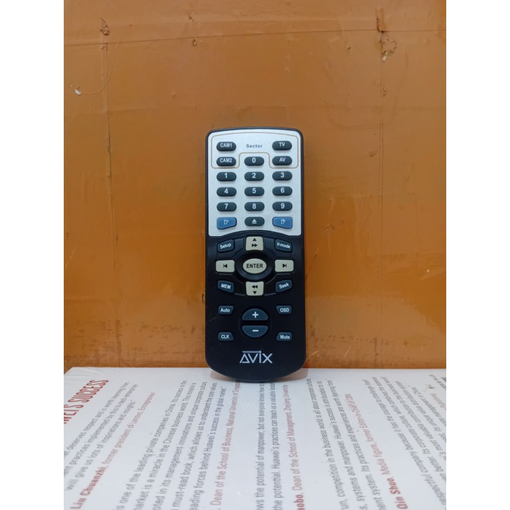 REMOTE TV DVD TAPE MOBIL AVIX ORIGINAL