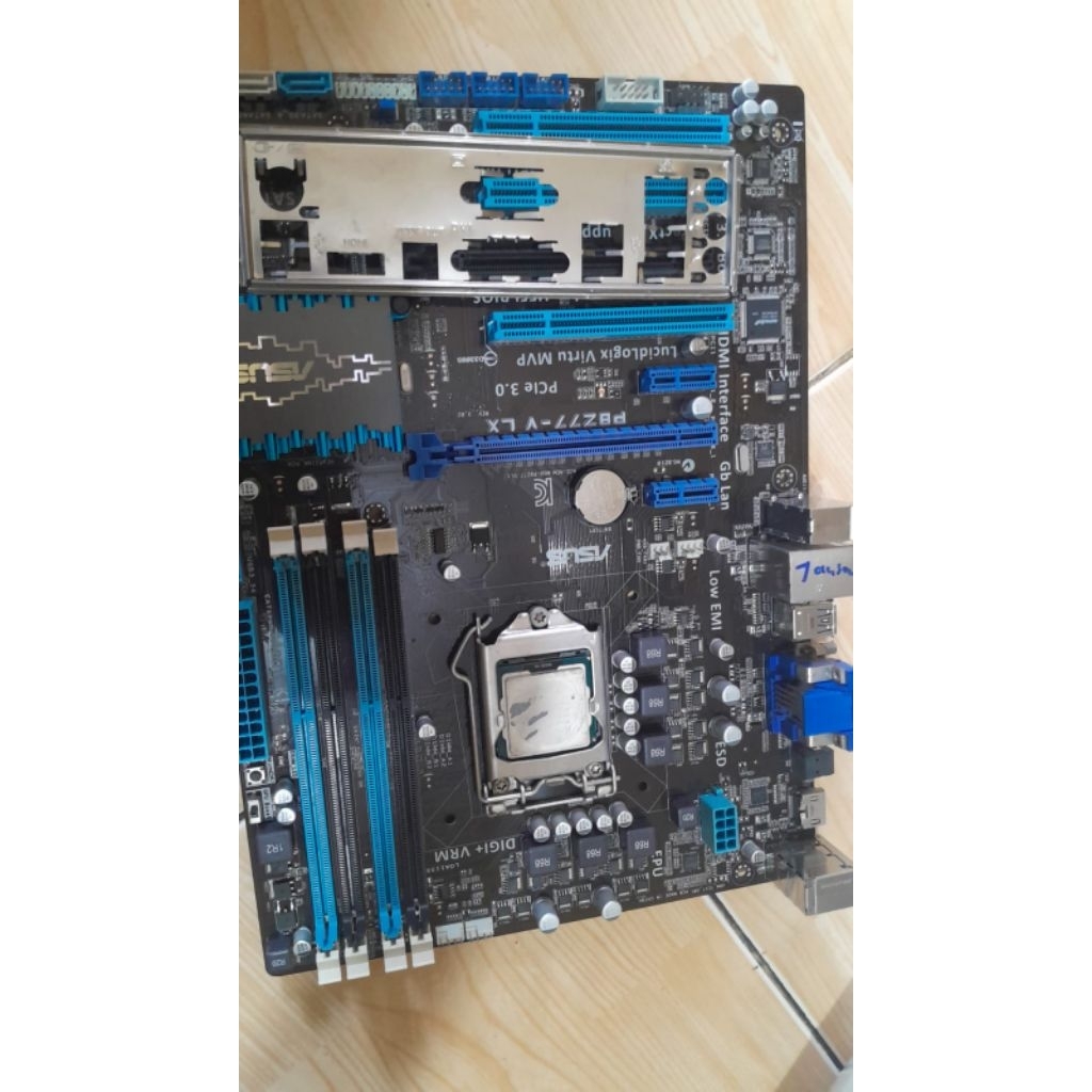 Mobo LGA 1155  4 slot ram