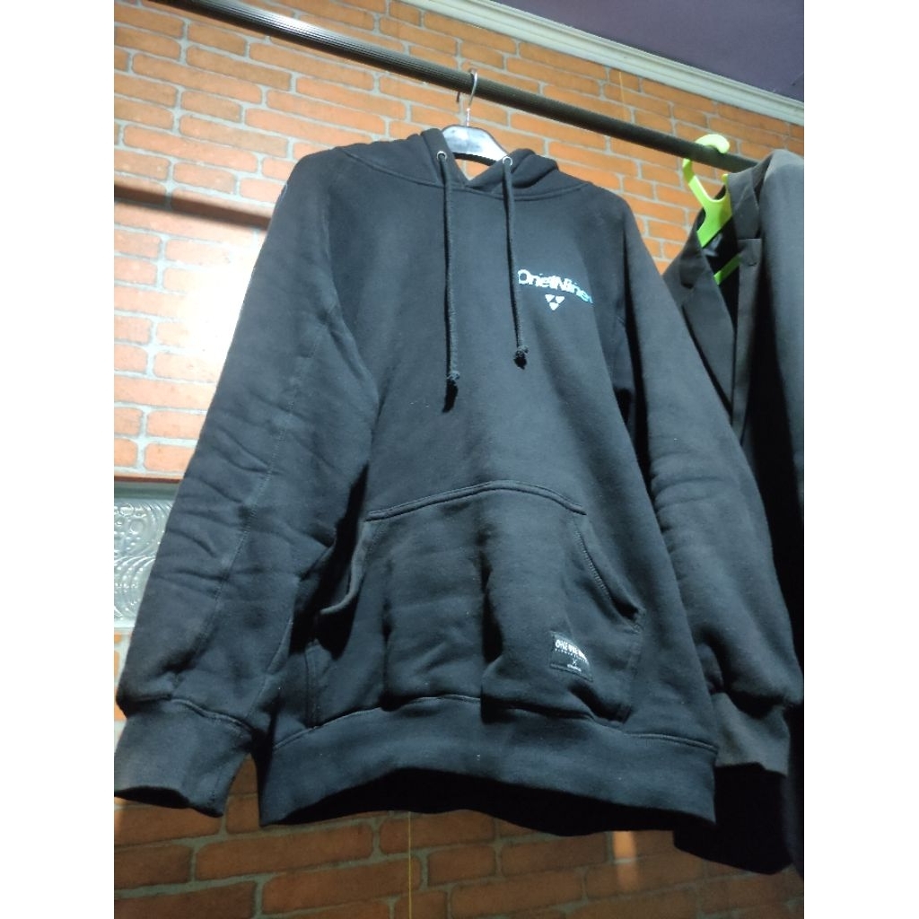 HOODIE ONEONENINE
