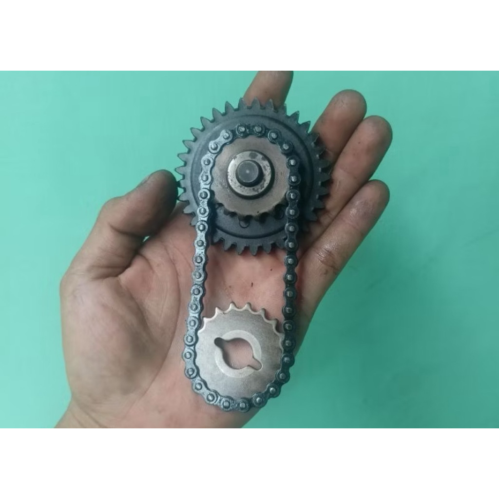 gigi rantai waterpump, gear pompa oli honda vario 110 bekas original