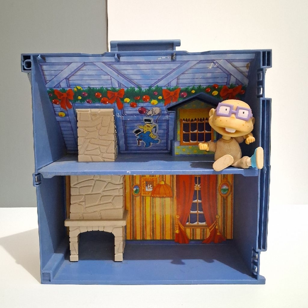 Mainan Set Diorama Rumah Cerobong Asap Salju Natal