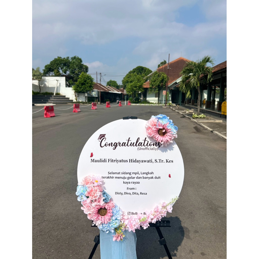 

PAPAN AKRILIK UKURAN 60 CM TEBAL 2MM - PAPAN UCAPAN - PAPAN WISUDA - GRAND OPENING