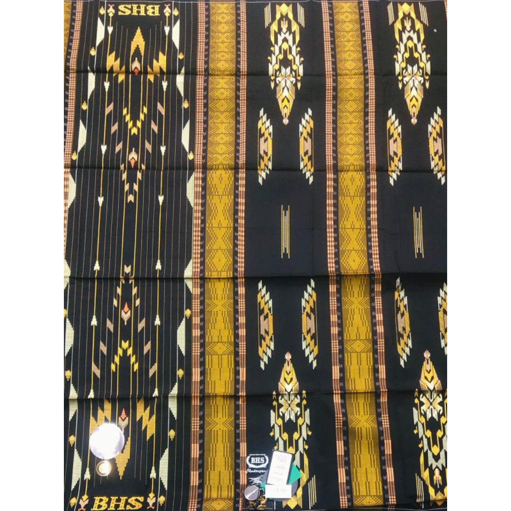 SARUNG BHS SGE MASTERPIECE GOLD HITAM LIMITED