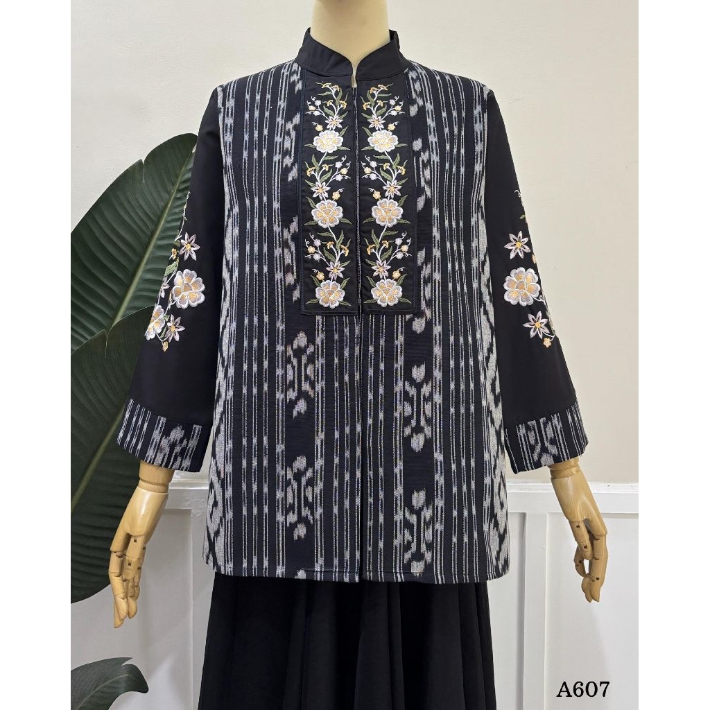 Blouse Tenun Ntt Mix Bordir Premium | Atasan Tenun Premium | Atasan Butik | Atasan Wanita Mewah