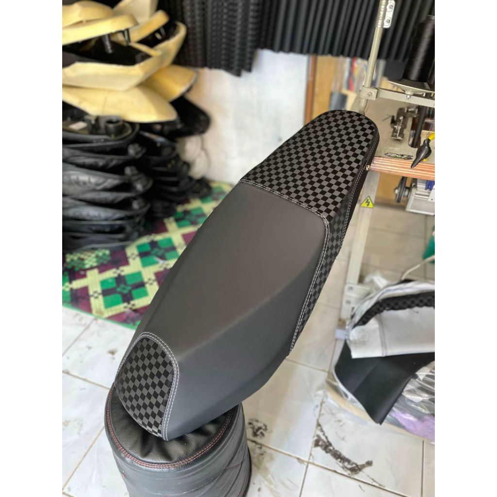 KULIT JOK MOTOR /MODIFIKASI ARVI CATUR MOTOR PCX LAMA/BARU