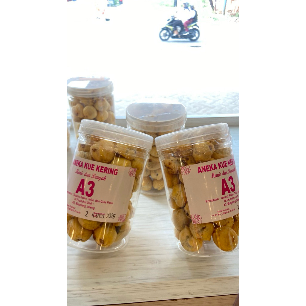 

Aneka Makanan Ringan