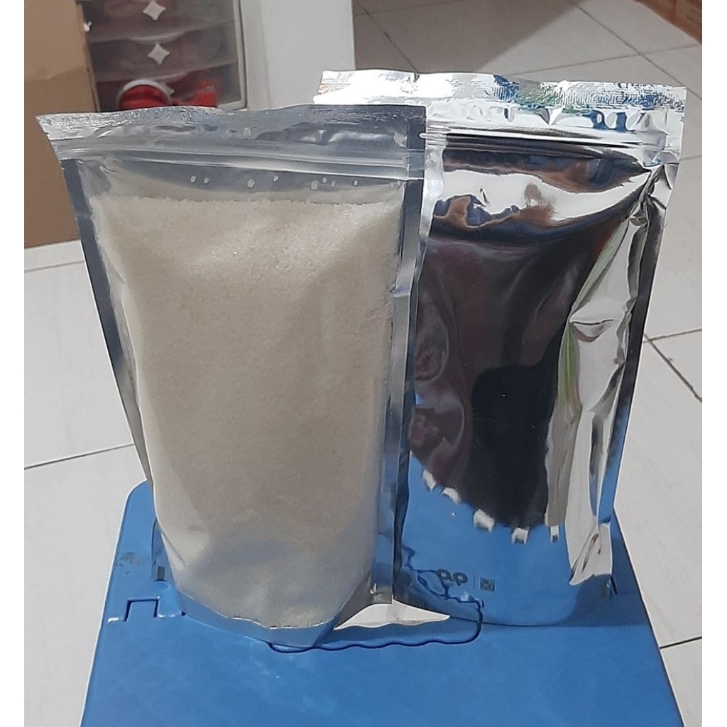 

No Merk, Gula rendah kalori kemasan 1 kg...Expiry date 01.03.2027