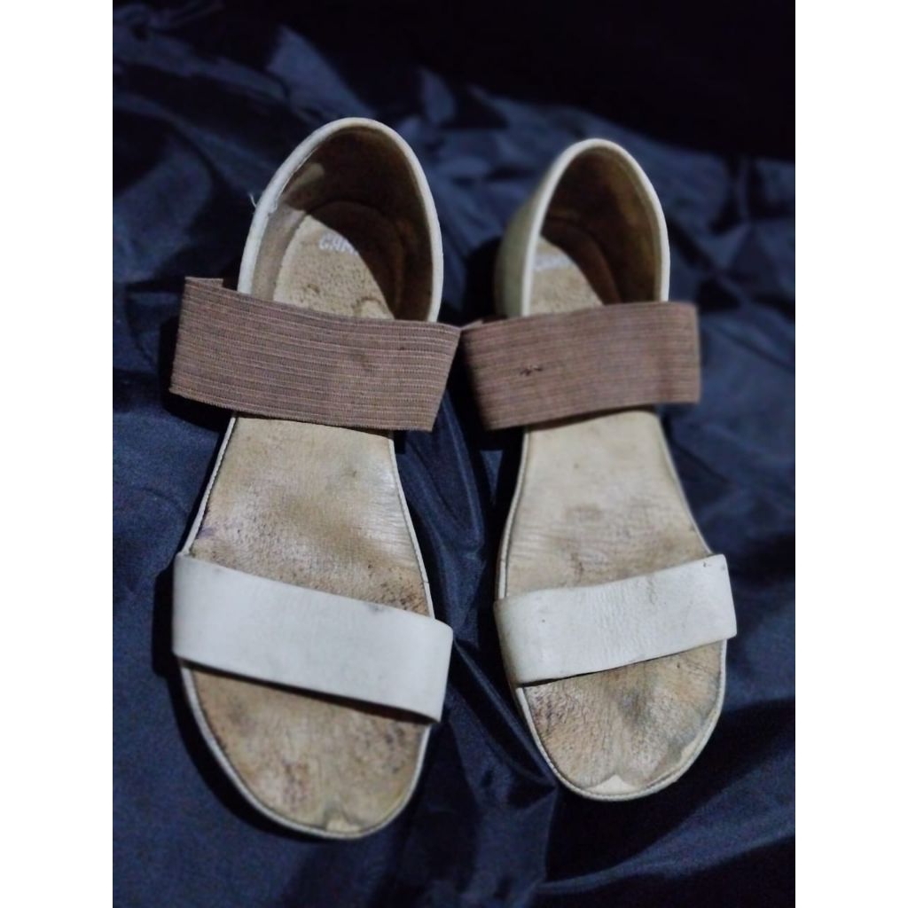 sepatu sendal wanita second CAMPER