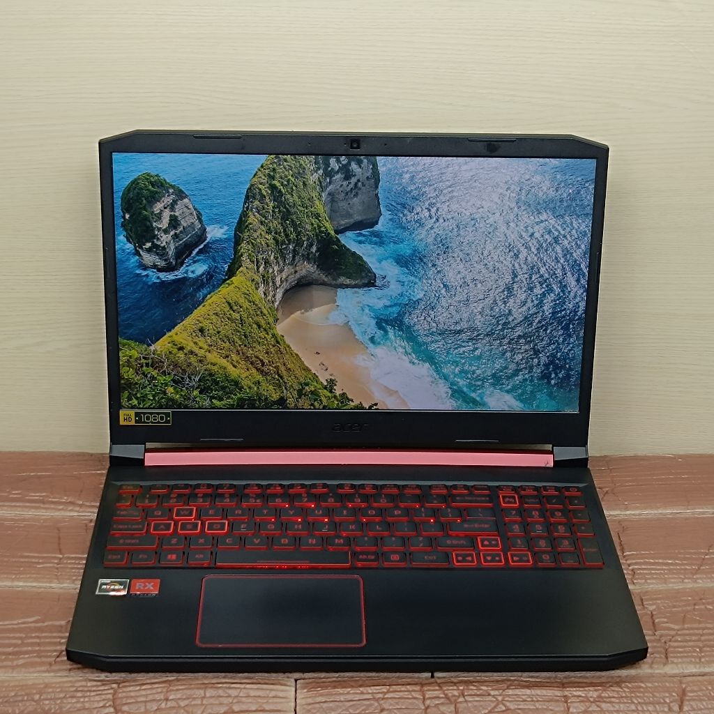 Laptop Acer NITRO GAMING AN515-43 AMD RYZEN 5-3550H RAM 8GB SSD 512GB RX 560X