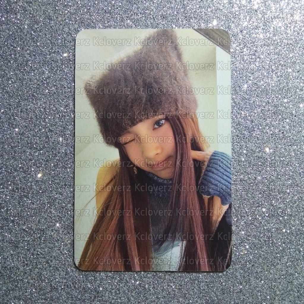 

PC NEW JEANS OMG PHOTOCARD HYEIN OFFICIAL newjeans njz