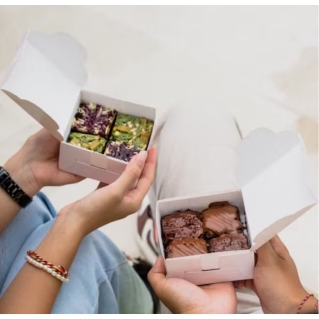 

BROWNIES MINI BITES. BROWNIES ORLENALYCIOUS. OLEH OLEH BALI