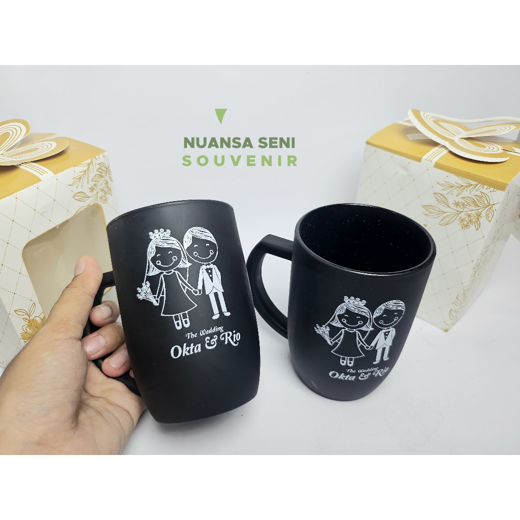 Souvenir Pernikahan Gelas Oval Jumbo Cangkir Gagang Kaca Mug Doff Hitam Custom Sablon Kemas Box
