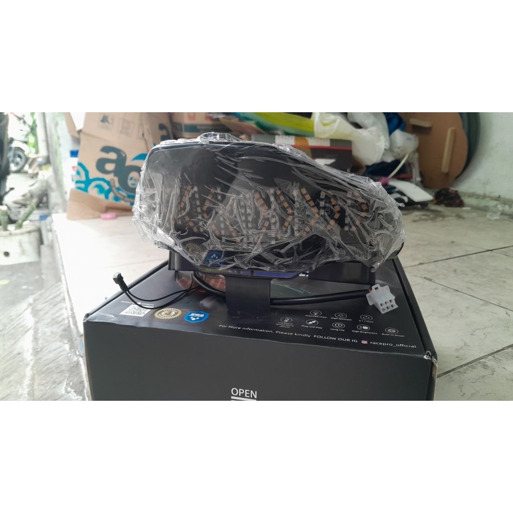 Stoplamp Beat Deluxe Gen 1 Free Hugger Beat Deluxe