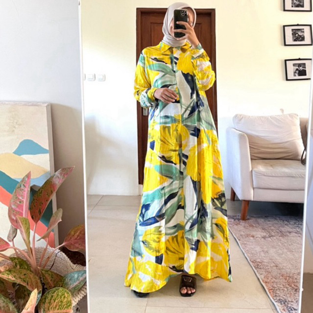 Amira dress by.Hil - Gamis motif berbahan rayon premium wanita dengan cuttingan loose dengan kancing