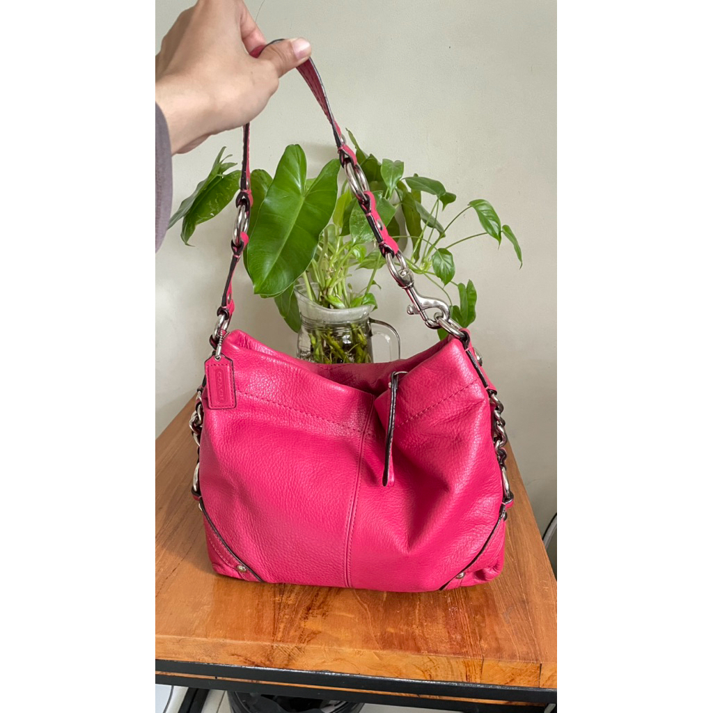 Coach Carly Hot Pink/ vintage/ shoulder bag/ totebag/ handbag