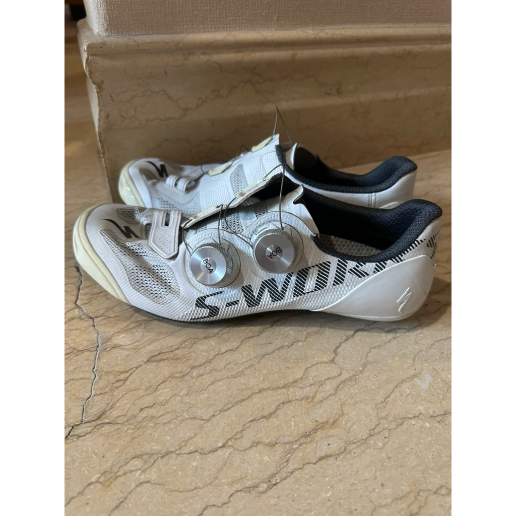 Preloved Sworks Vent White Shoes Sepatu Roadbike