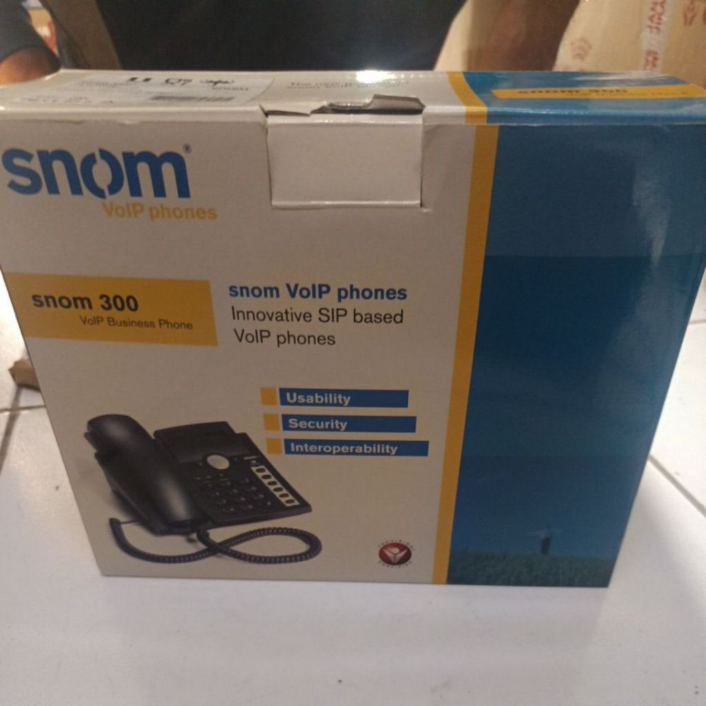 ip phone snom 300