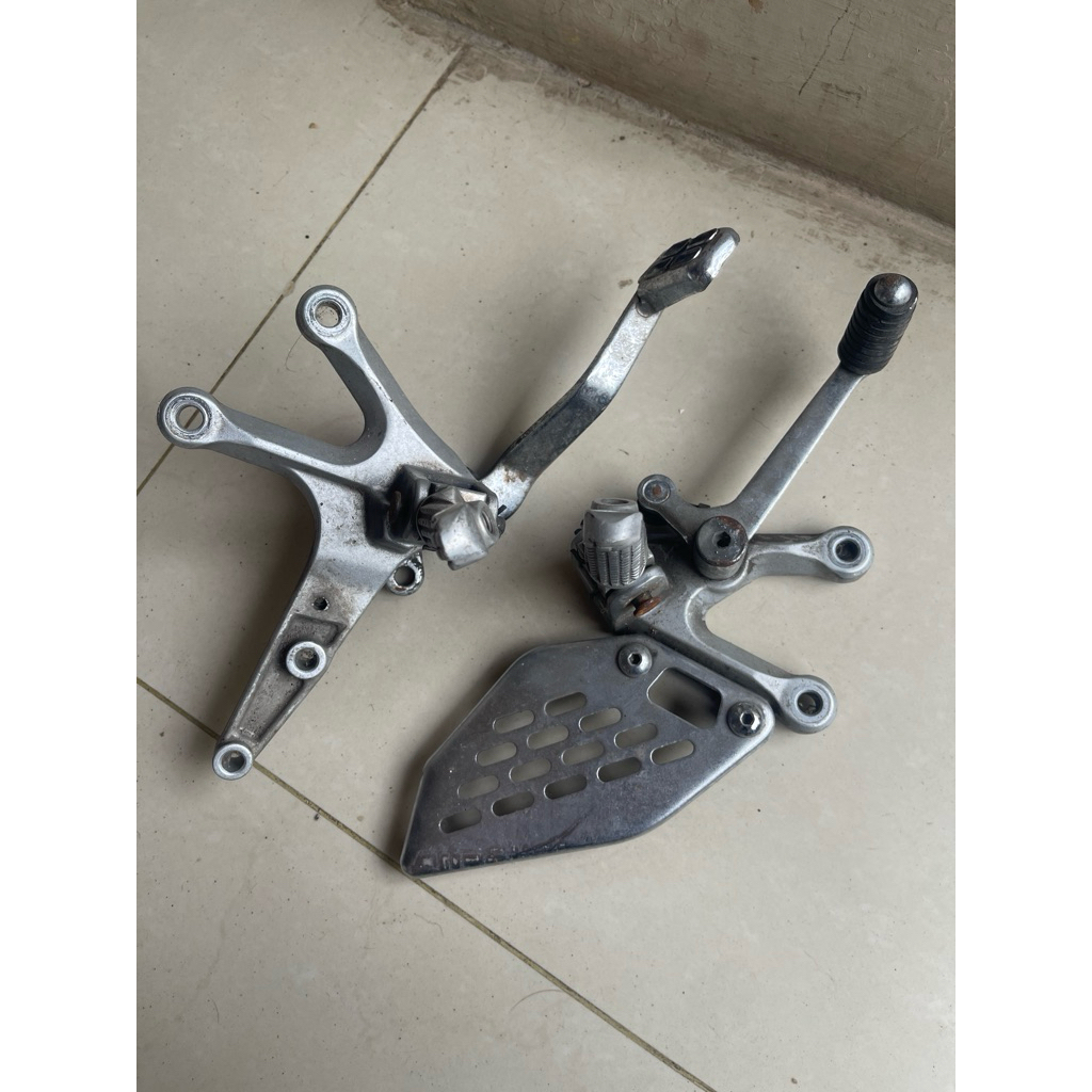 Footstep ori copotan Mt25