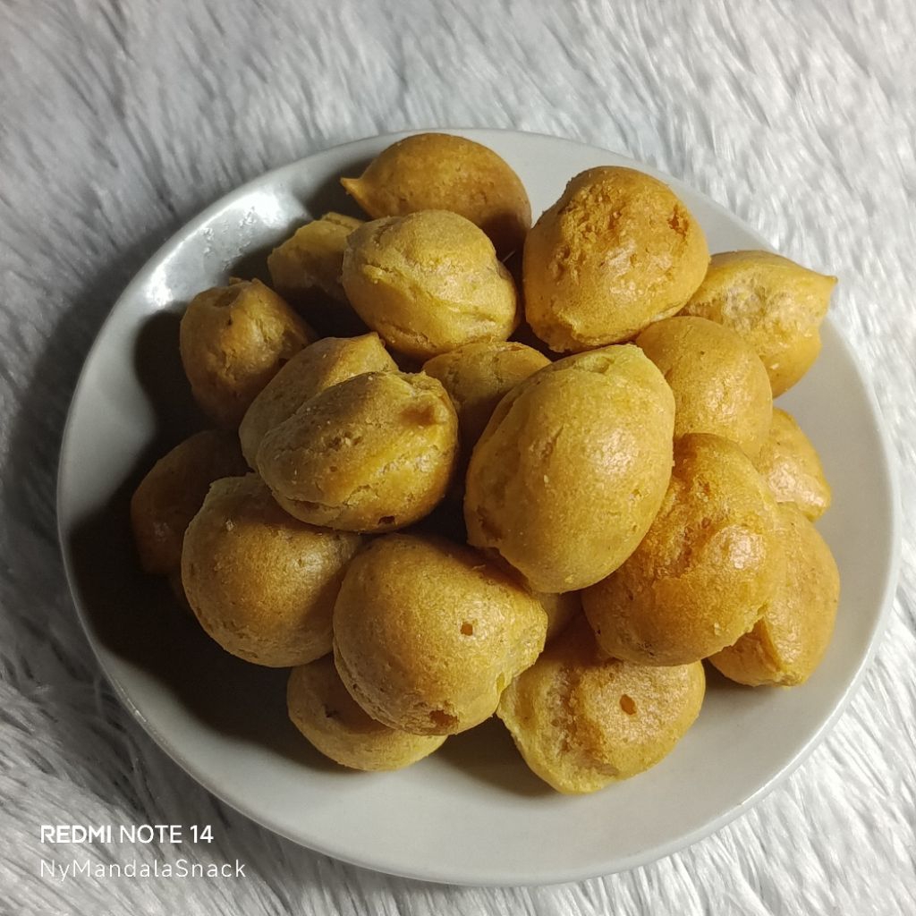 

Soes Kering/Sus Kering/Snack Kiloan 250Gr (Free Bubble Wrap)