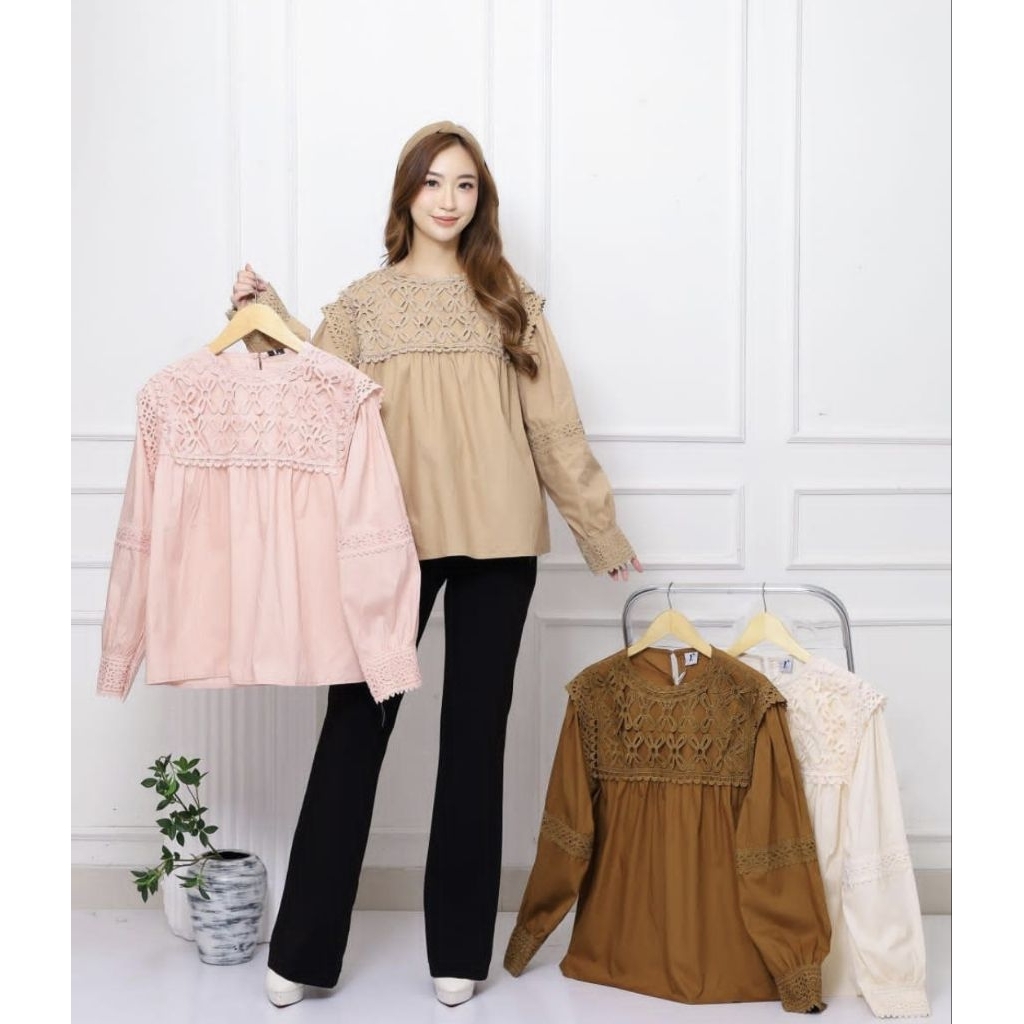 Mahveen.Perintis-Aurelia Lace Blouse