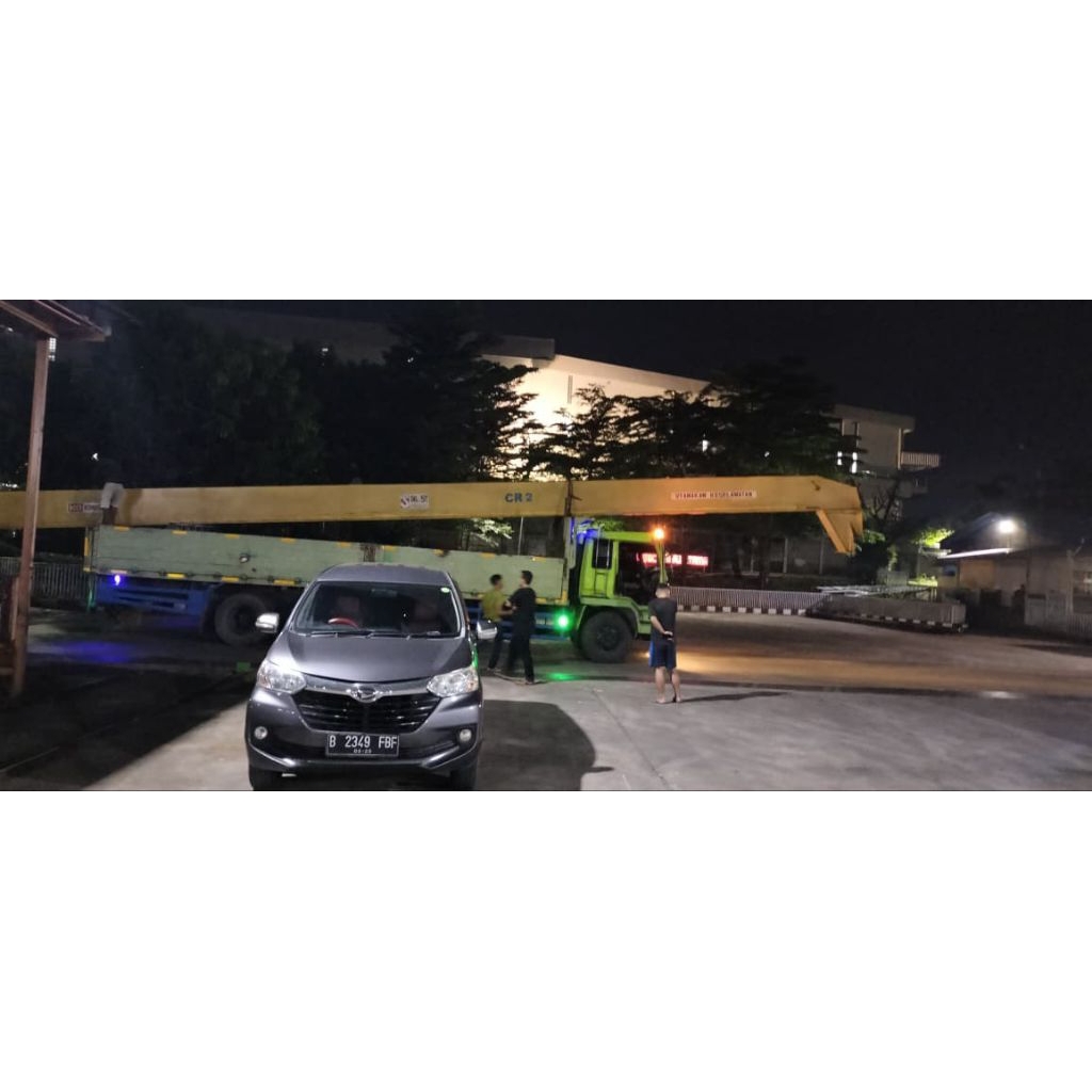 Girder Hoist Crane 20 Meter Kapasitas 5 Ton / Bentangan Girder Hoist 5 Ton / Besi Girder Hoist 20 Me